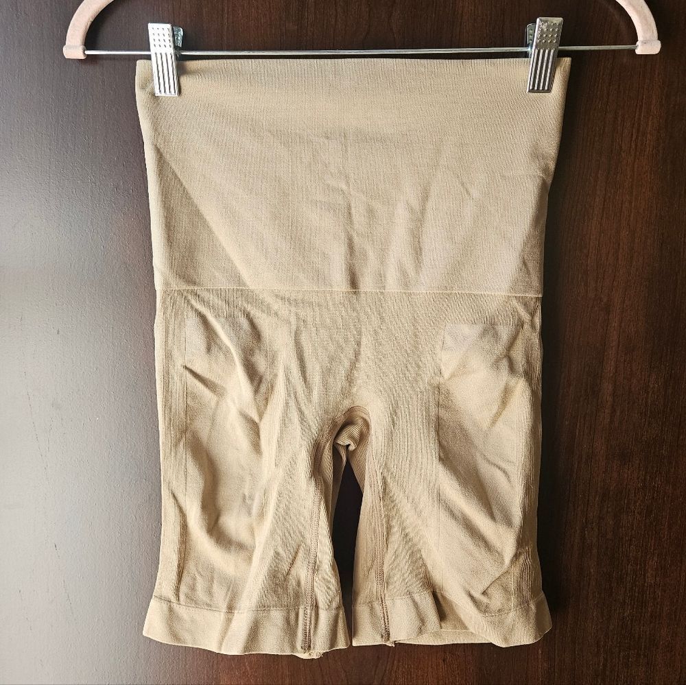 Dreamwear Women's Tan Shapewear Shorts Size Medium